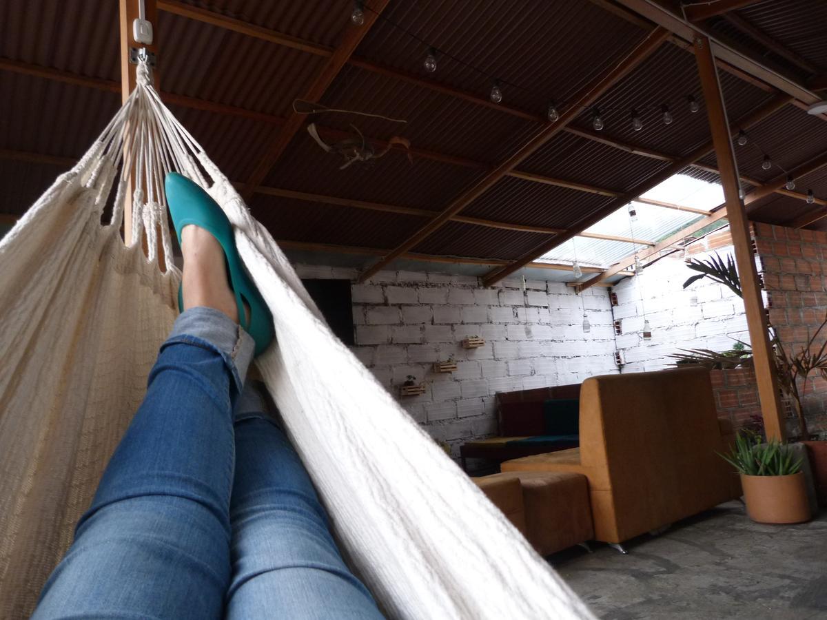 El Descanso Donde Sara Vandrarhem Medellín Exteriör bild